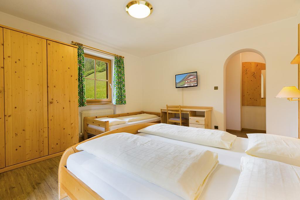 Bed and Breakfast Garni Bergland à Racines Extérieur photo